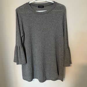 3/4 sleeve ruffle top